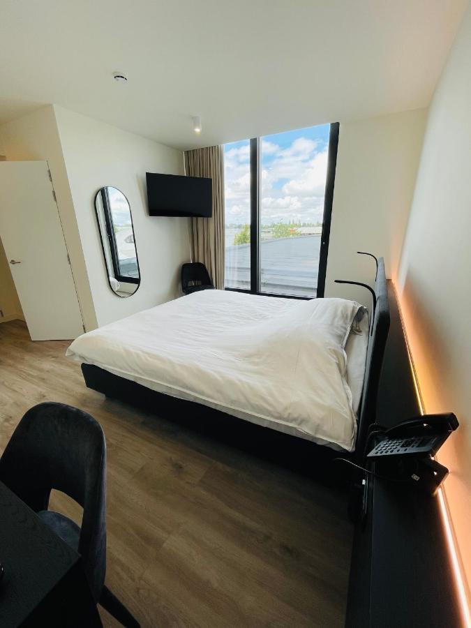 Hotel Bell-X Kortrijk-เวเวลเคม ภายนอก รูปภาพ