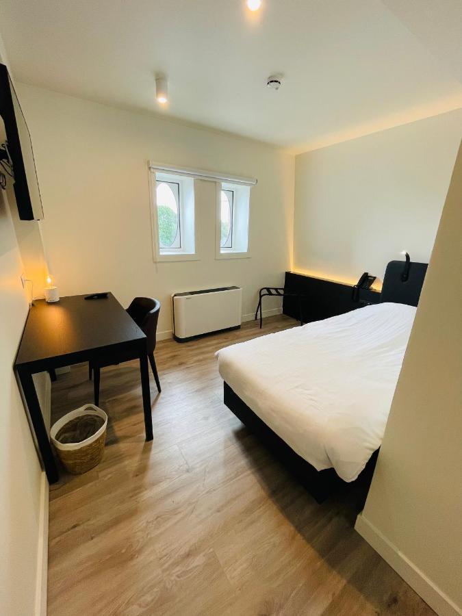 Hotel Bell-X Kortrijk-เวเวลเคม ภายนอก รูปภาพ